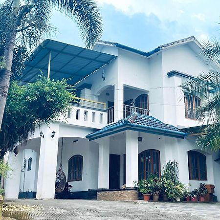 Apartamento Dreamnest Residency Kalpetta Exterior foto